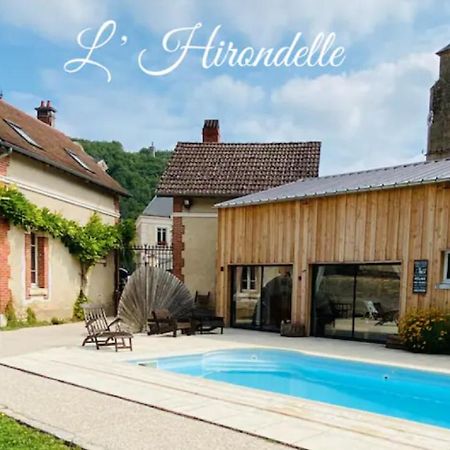 Pool House-L'Hirondelle De Sermizelles- Grand Jardin, Calme Et Nature Aux Portes Du Morvan Exteriör bild