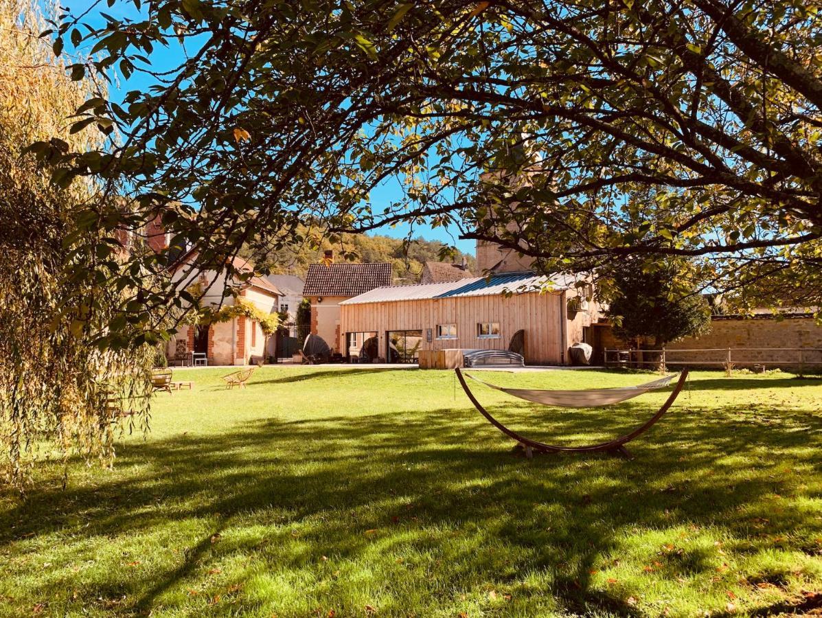 Pool House-L'Hirondelle De Sermizelles- Grand Jardin, Calme Et Nature Aux Portes Du Morvan Villa Exteriör bild