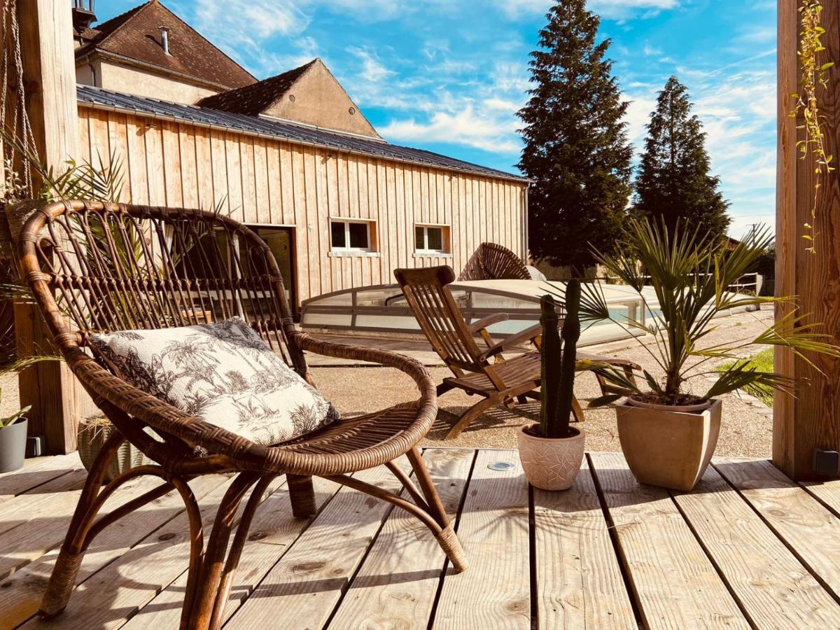 Pool House-L'Hirondelle De Sermizelles- Grand Jardin, Calme Et Nature Aux Portes Du Morvan Villa Exteriör bild